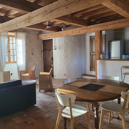 Maison Atypique Coeur De Village Historique Вильнёв-ле-Авиньон Экстерьер фото